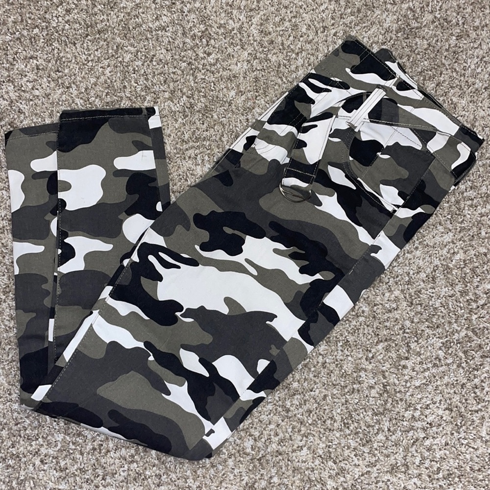 Camo Jogger Cargo Pants